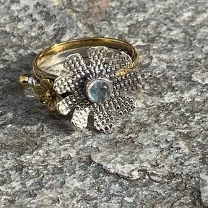 TWO TONE RAINBOW MOONSTONE FLORAL RING, SIZE 7